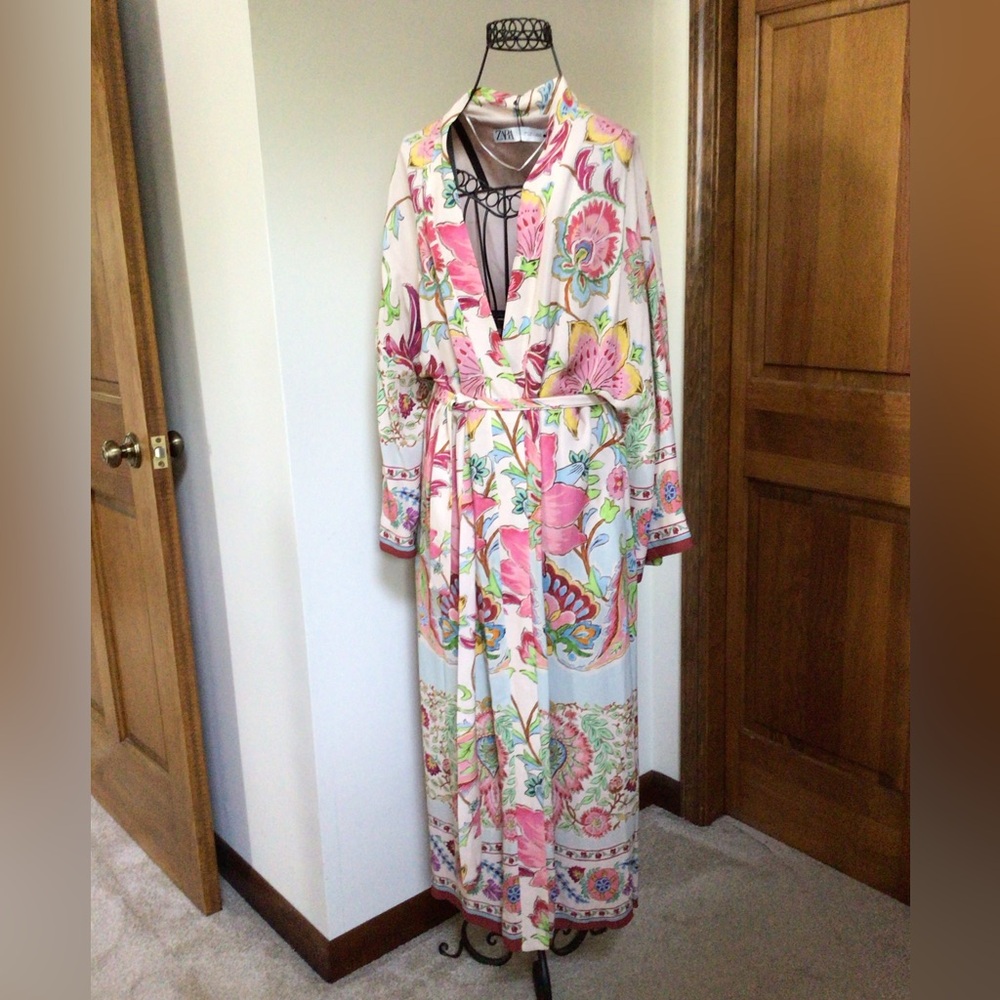Zara New Belted Printed Kimono Multicolored. Size S, New with tags. - Picture 11 of 12